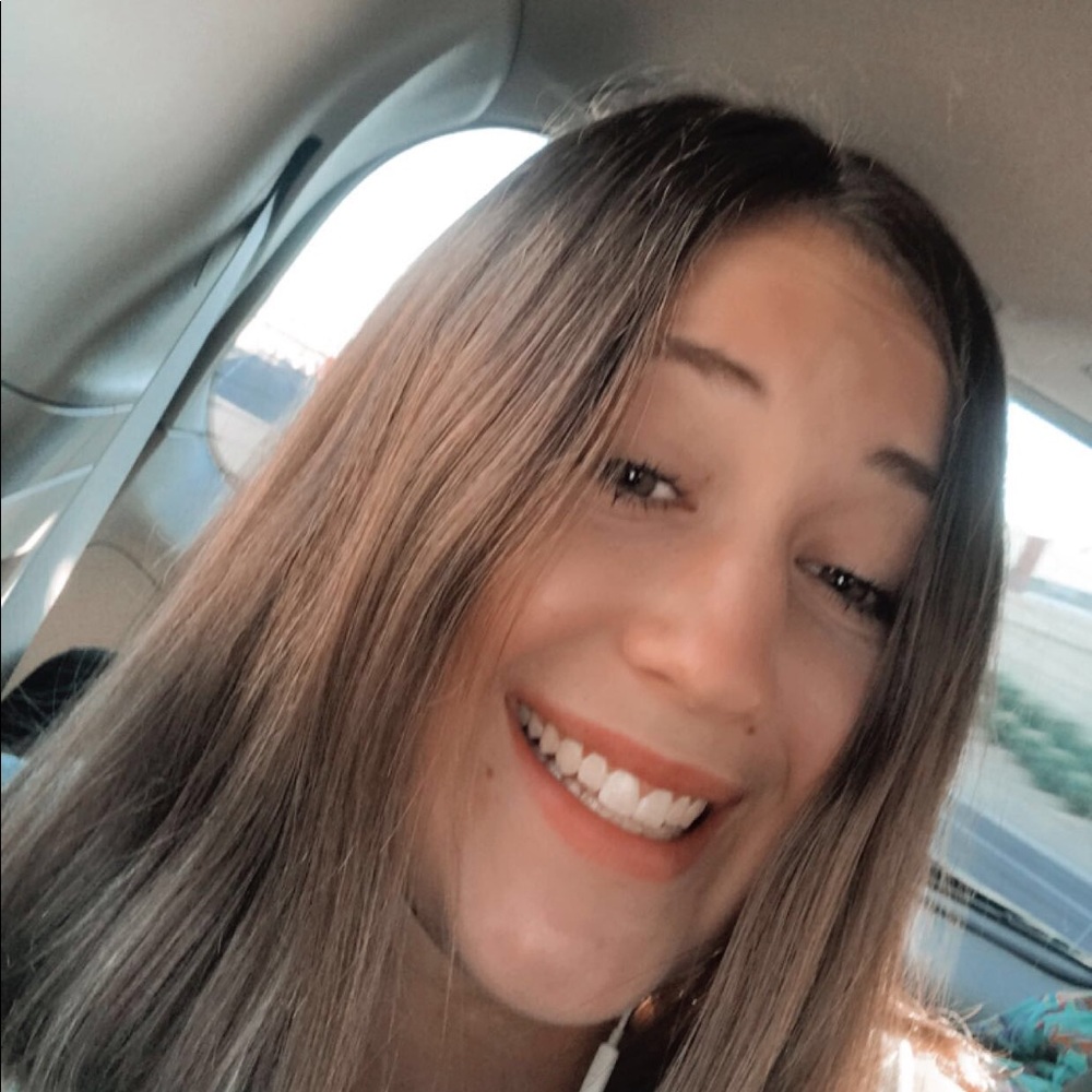 Meet your Posher, Ashlei